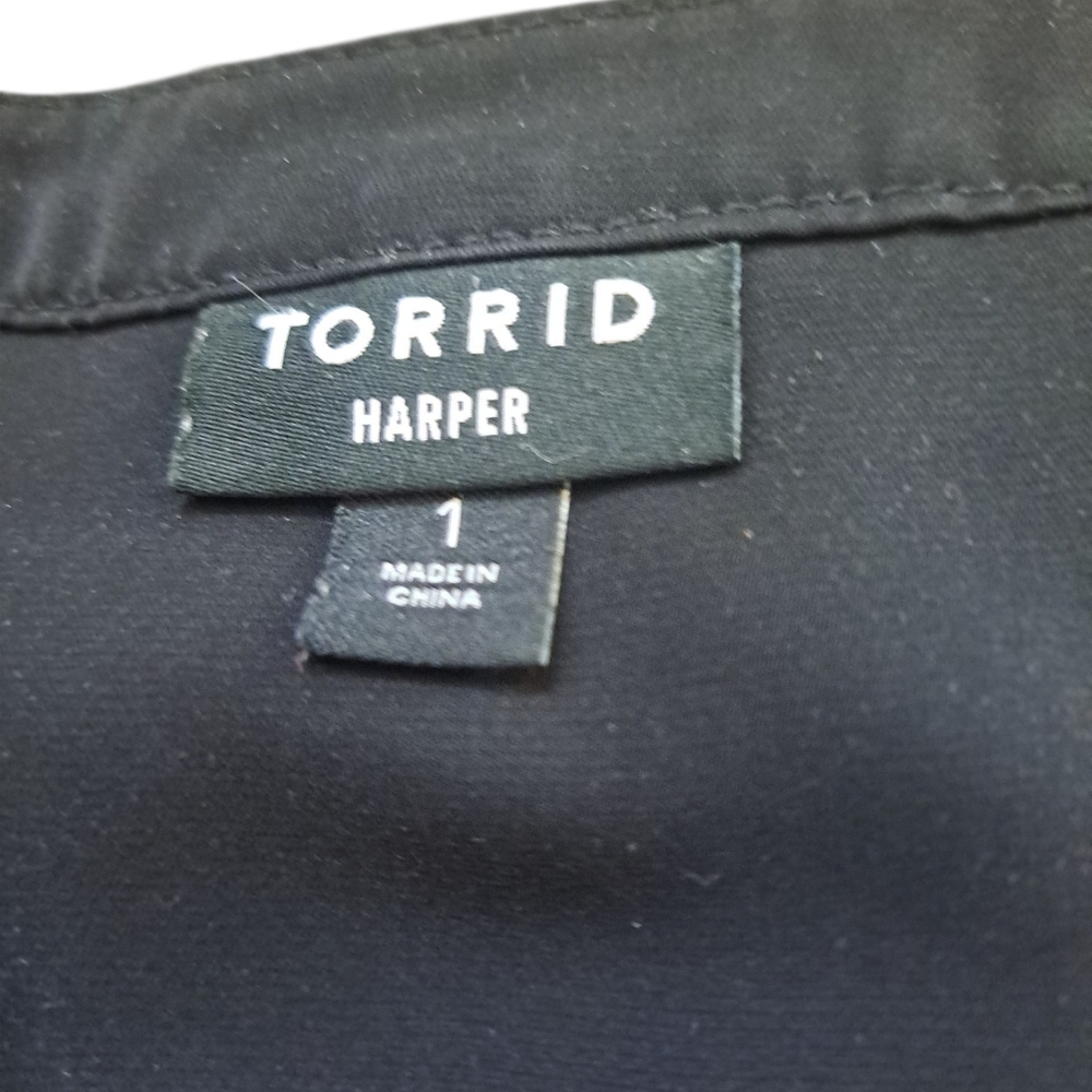 Torrid 1 Harper Studio Crepe de Chine Pullover 3/4 Sleeve Blouse - Picture 7 of 7